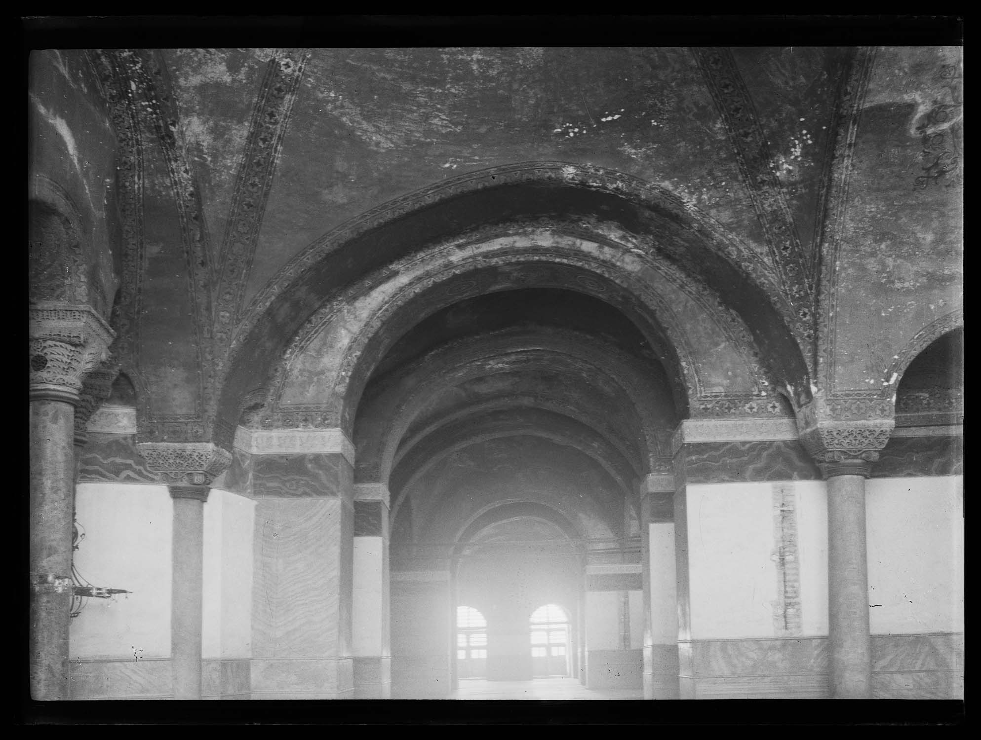 Intérieur des tribunes